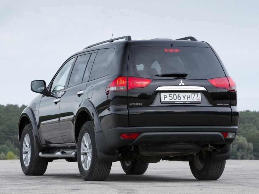  Mitsubishi Pajero Sport 2013 года  (фото 9 из 34)